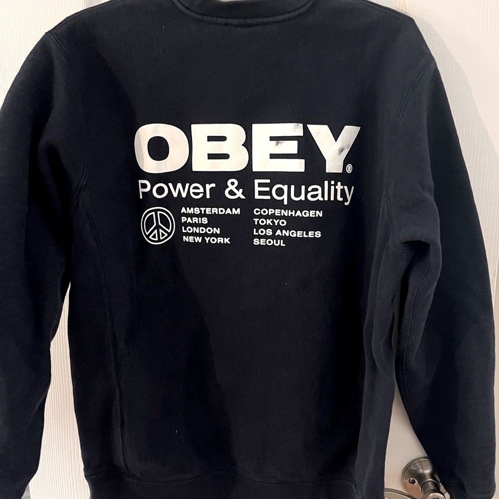 Men’s Obey navy blue crewneck sweater.
